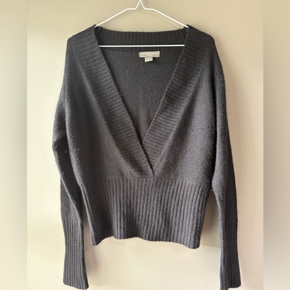 Beechers Brook Angora, size L, deep V cut long sleeve pull over, Angora blend - Picture 2 of 6